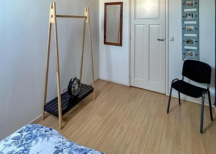 Beautiful In Hippolythushoef *